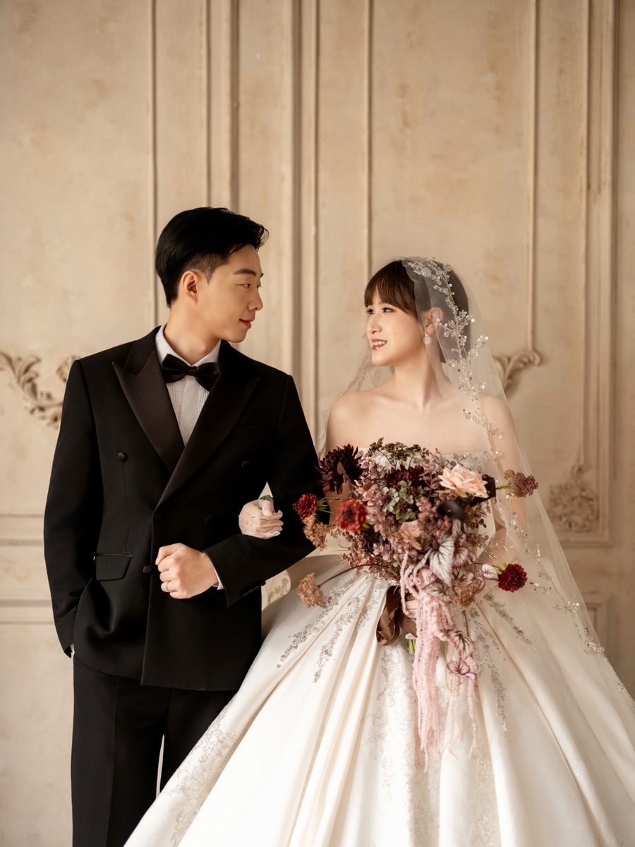 宫廷白纱婚纱照，第 1 张