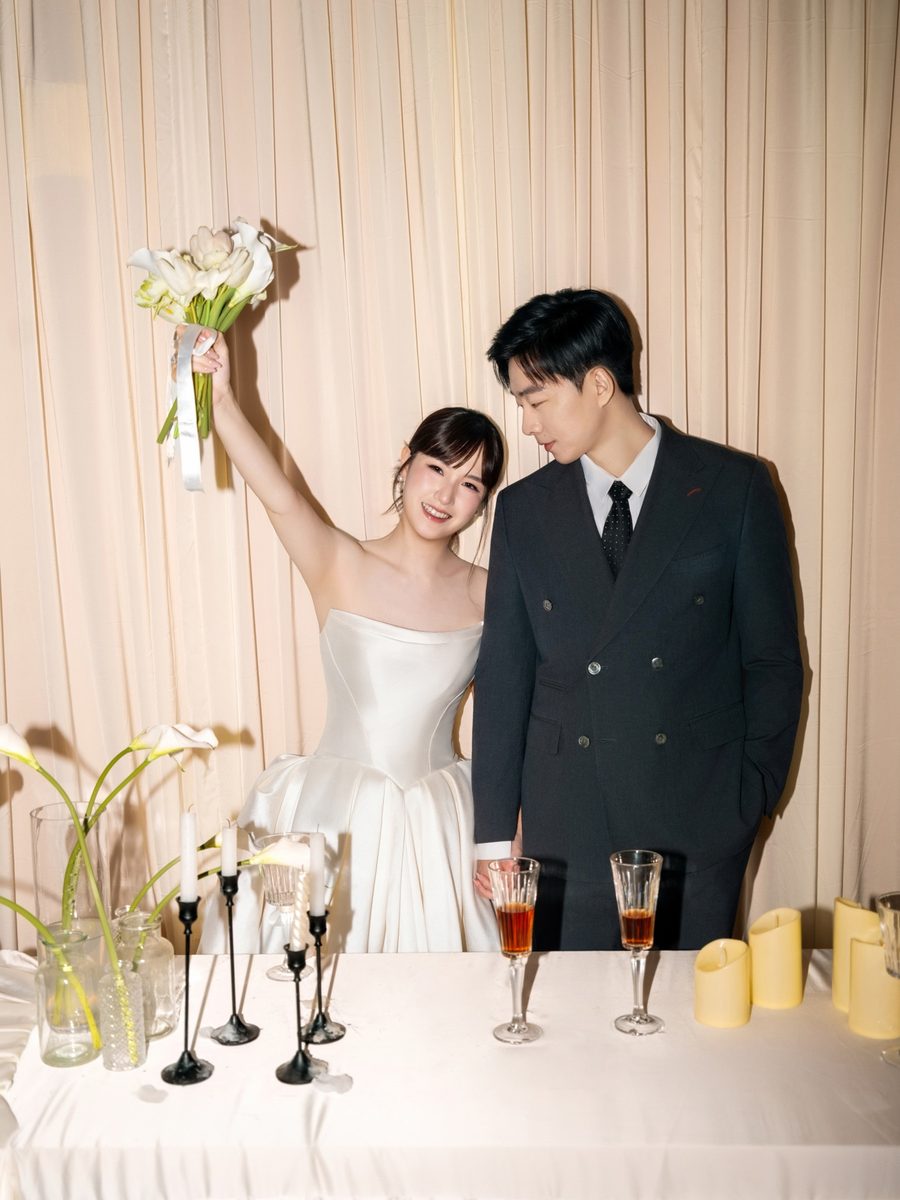 香槟派对婚纱照，第 1 张